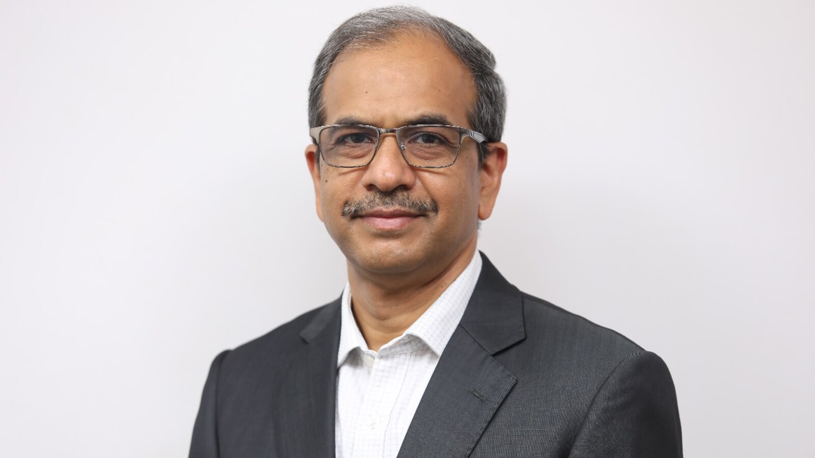 Where to invest ₹10 lakh today? Tata MF's Rahul Singh is betting on these 3 sectors Where to invest ₹10 lakh today? Tata MF's Rahul Singh is betting on these 3 sectors